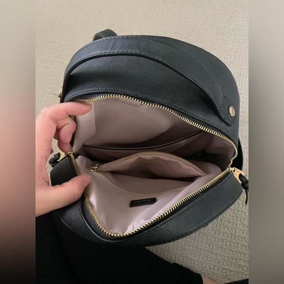 Calpak Kaya Backpack BLACK - Picture 9 of 14